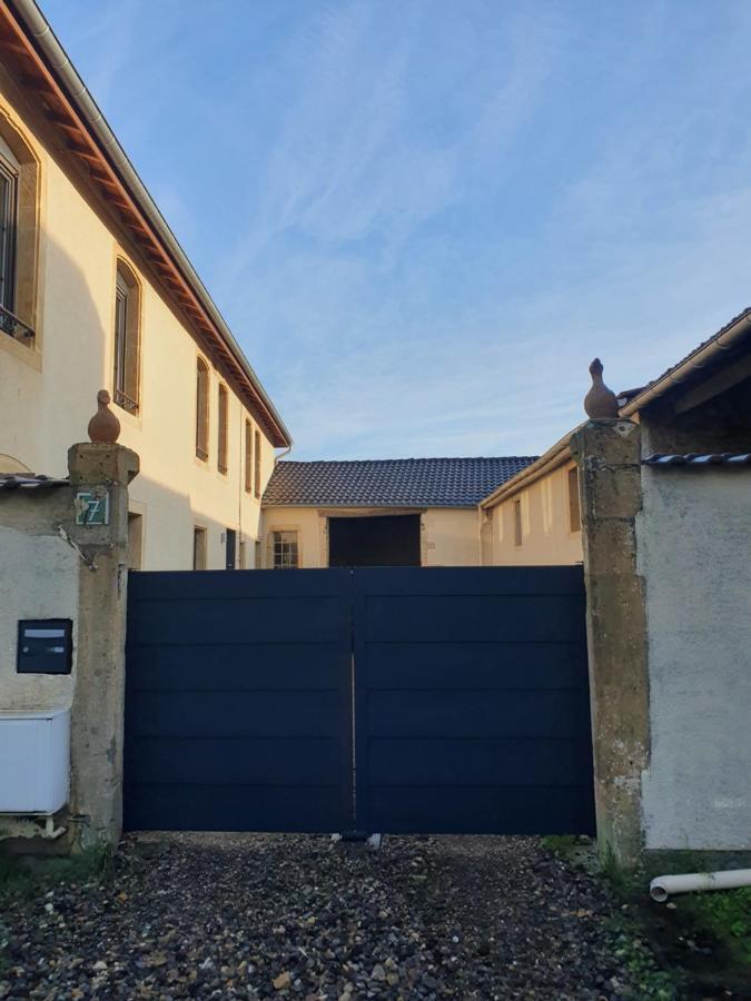 Chez Marie Poppins Apartman Rozérieulles Kültér fotó